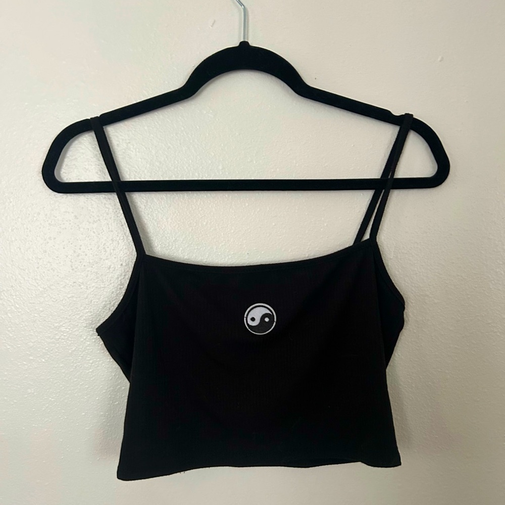 Yin Yang crop top ☯️